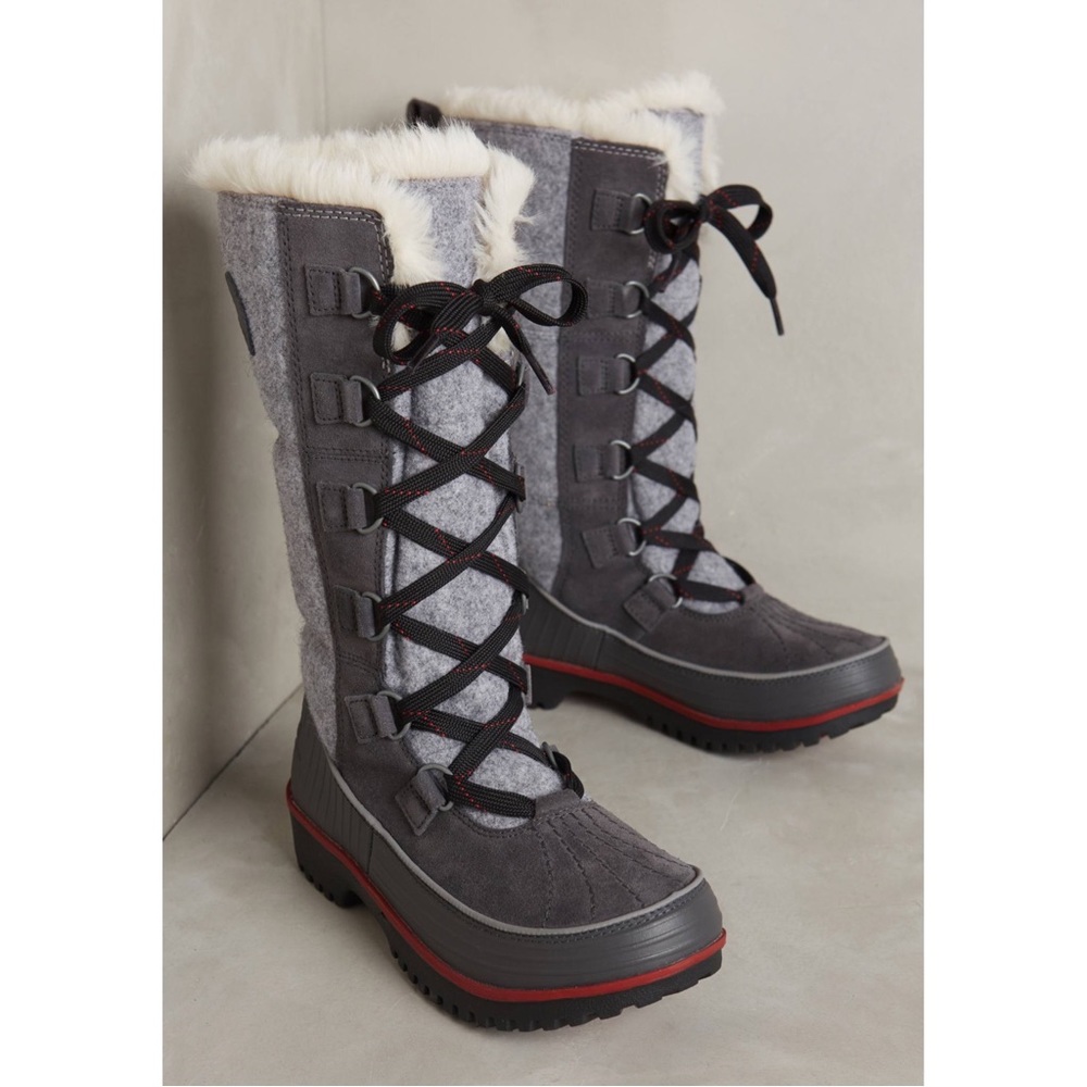 SOREL | Tivoli High ll Lace-Up Snow Boots in Grey Black | 10.5